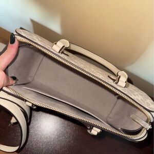Kate Spade Cream Crossbody Bag